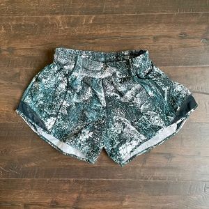 🍋 Lululemon shorts